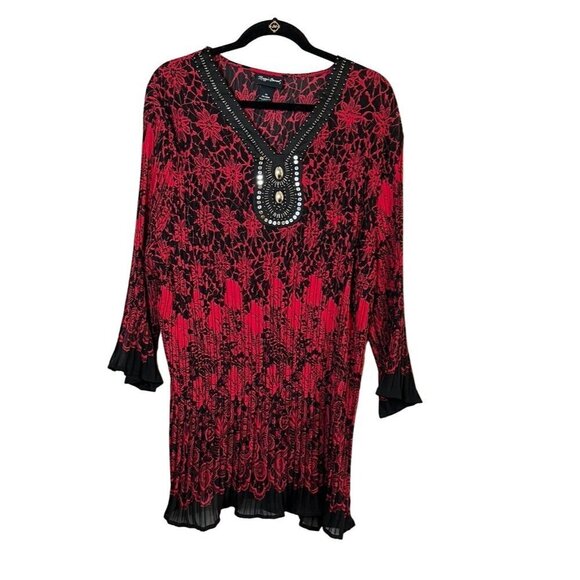Maggie Barnes Top Women 3X Red V Neck Pullover Black Floral Beads Neckline Retro - Picture 1 of 13